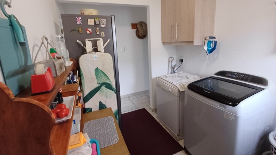3 Bedroom Property for Sale in Britannia Bay Western Cape